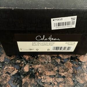 Cole Haan black leather shoe size 9B